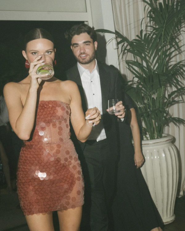 A Glamorous Seaside Wedding Evocative of a Classic Italian Film