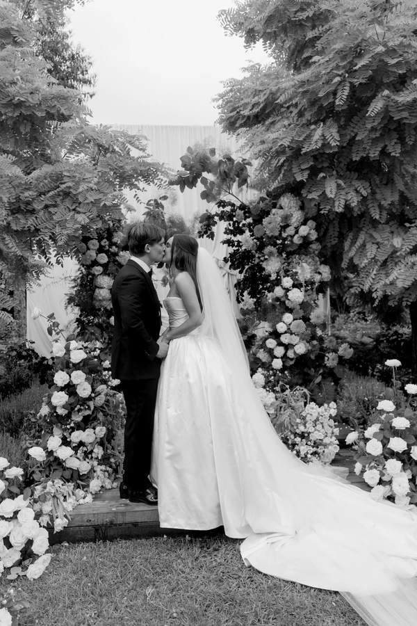 Lei Lei Clavey, wedding photographers in Melbourne, Australia — portfolio photo 7