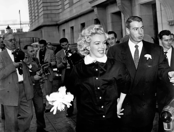 Flashback: Marilyn Monroe's Three Weddings