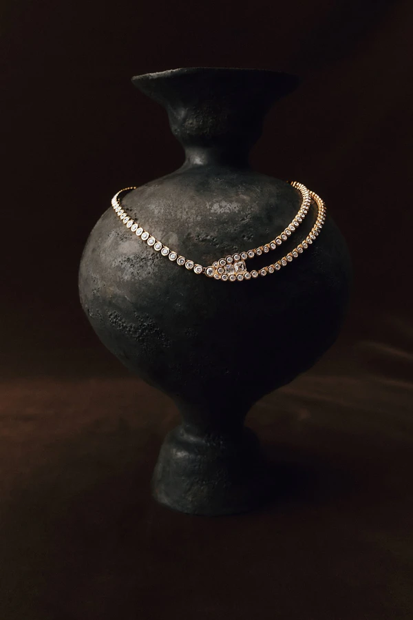 <a href="https://www.instagram.com/p/DVJKt-QlGNb/?hl=en">Uniform Object</a>