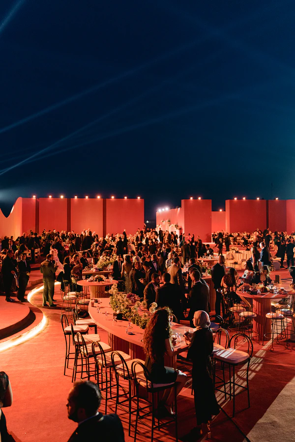 Desert Romance Meets Modern Minimalism at This Spectacular Pyramids of Giza Wedding