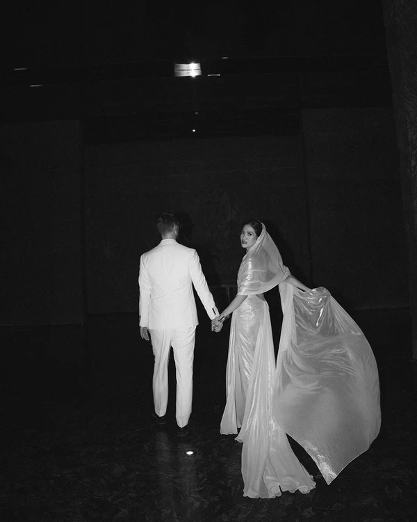 A Chic & Spiritual Beach Wedding on the Tropical Shores of Bali