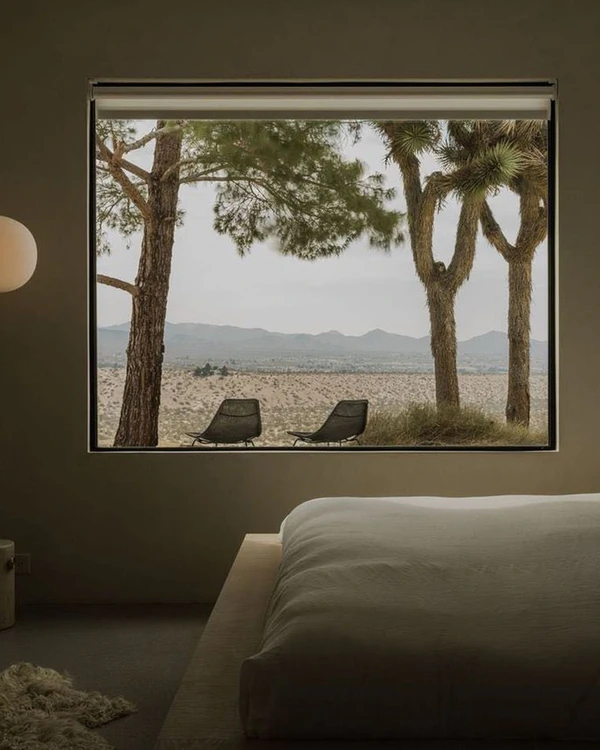 <span style="text-decoration: underline;"><a href="https://www.instagram.com/p/CSmezNUl791/">Le Chacuel</a></span>, Photography: <span style="text-decoration: underline;"><a href="https://www.instagram.com/samuelelkins/">Samuel Elkins</a></span>