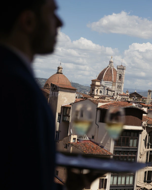 <a href="https://www.instagram.com/p/Da3MKfgkeE5/">The St. Regis Florence</a>
