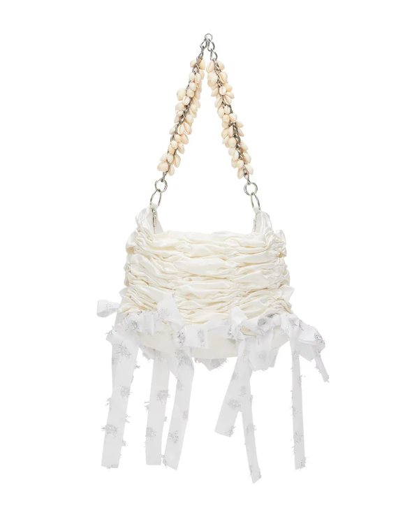 Chic Handbags to Carry on Your Wedding Day