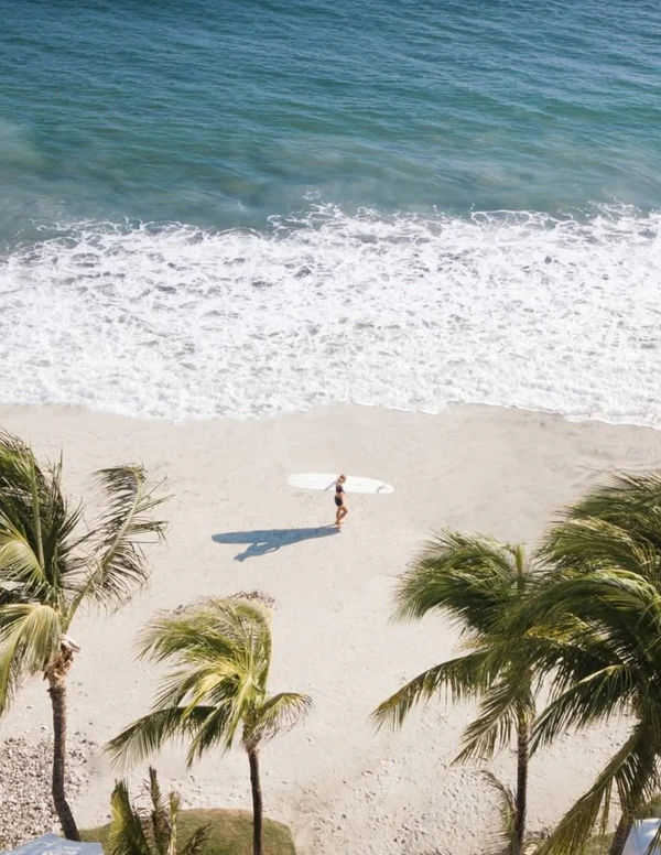<a href="https://www.instagram.com/p/DOypuLsCbaY/?img_index=1">W Punta de Mita</a>