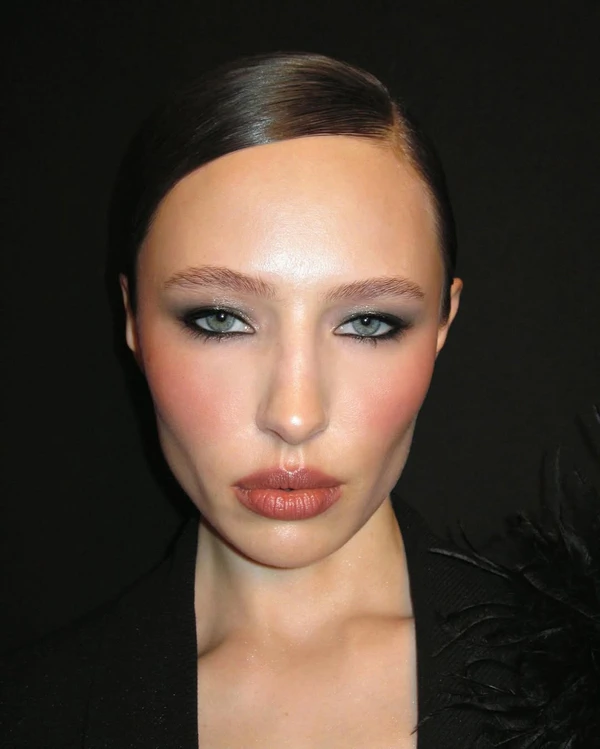 Astrology-Approved Beauty: The Best Makeup Looks for Every Zodiac Sign