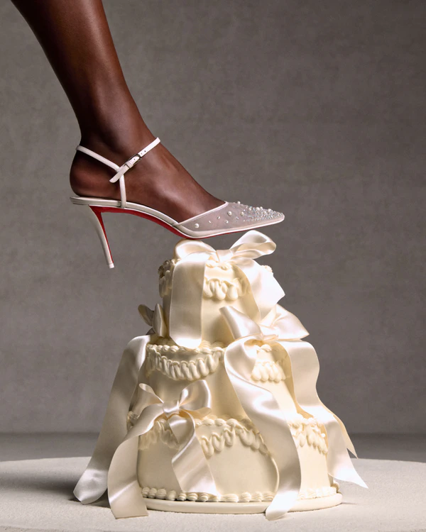 <a href="https://www.instagram.com/p/DWMb_AaDbwJ/?hl=en&img_index=1">Christian Louboutin</a>