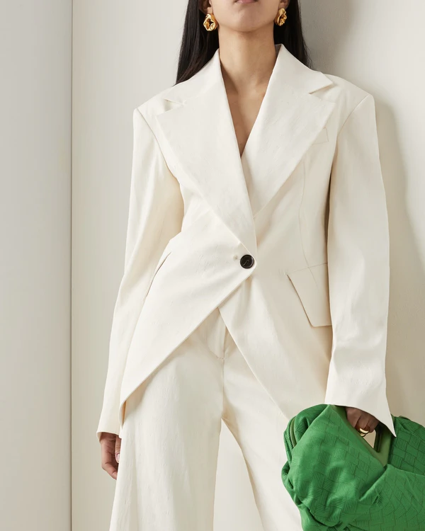 Where to Buy a Wedding Pantsuit for the Bride?