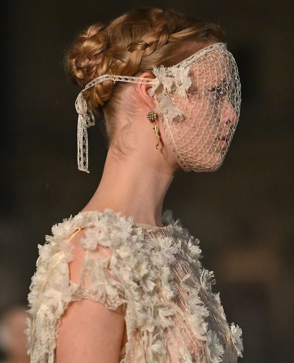 The Best Bridal Accessories for Every Wedding Dress Neckline