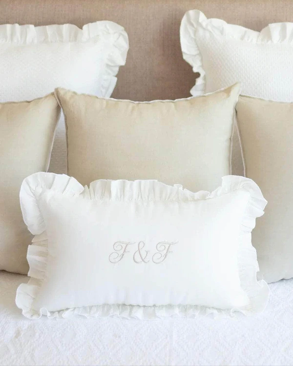 10 Online Boutiques for Custom and Personalized Gifts & Favors