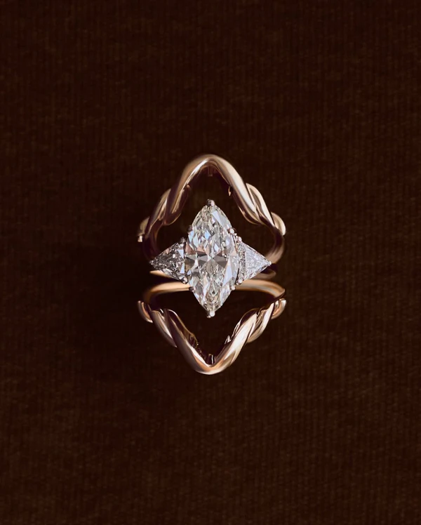 <a href="https://www.instagram.com/p/DXBssMkjZDG/?img_index=1">Seer Jewelry</a>