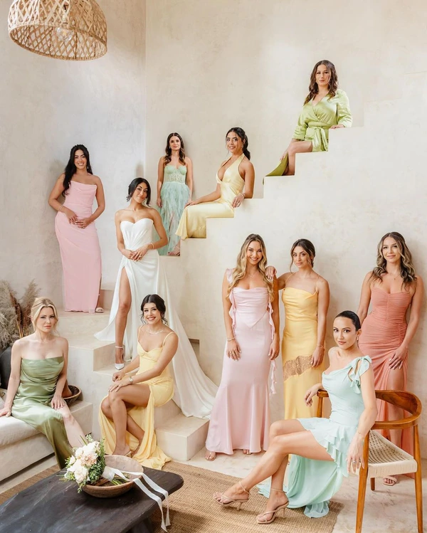 50 Must-Save Group Portrait Ideas