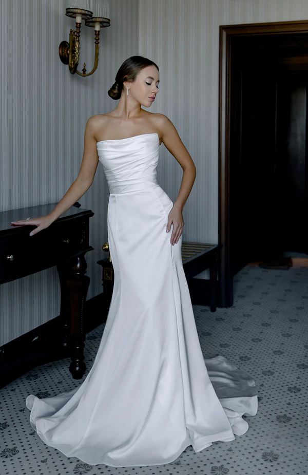 Creative Showcase with Minimalistic Decor from Mon Cheri Wedding Agency