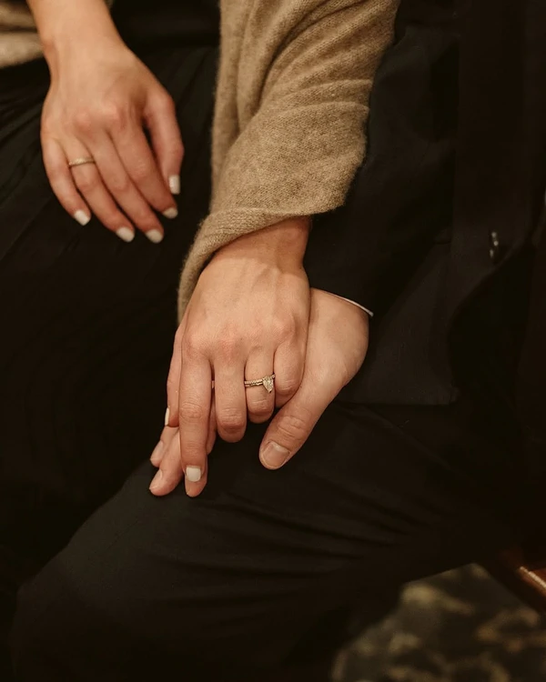 10 Meaningful Ways to Honor Lost Loved Ones at Your Wedding