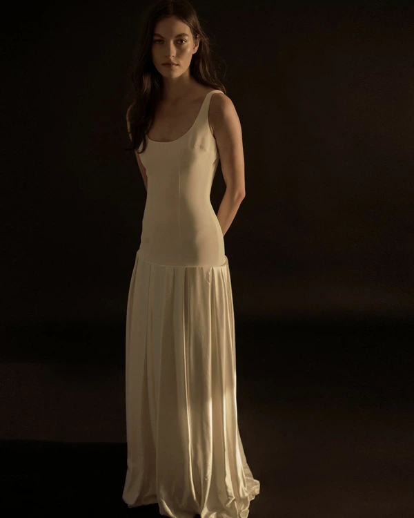 26 Modern Drop-Waist Bridal Dresses