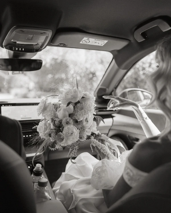 An Elevated Elopement in Tuscany with Vintage Bridal