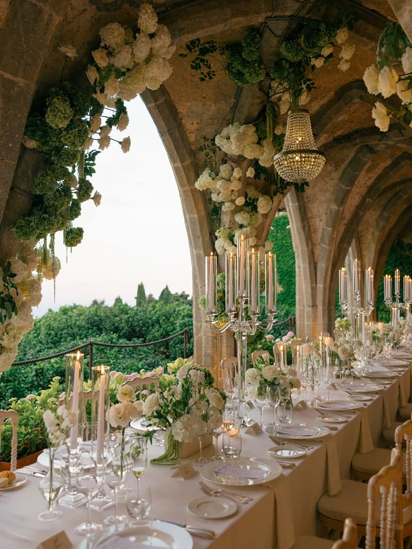 <a href="https://www.instagram.com/p/DbnyKqzjArw/?img_index=1">Villa Cimbrone</a>, Photography: <a href="https://www.instagram.com/sammytaylor.weddingphotography/">Sammy Taylor</a>