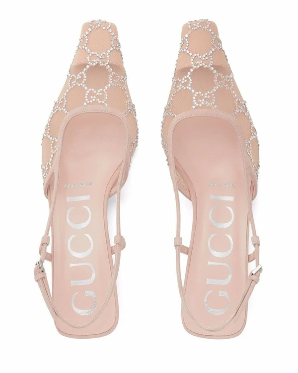 17 Most Elegant Low-Heel Wedding Shoes