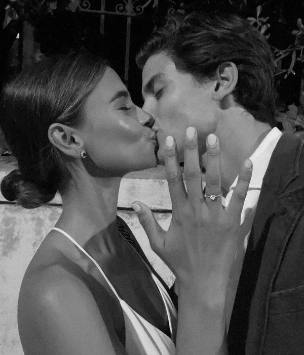 Engagement Party Etiquette Guide