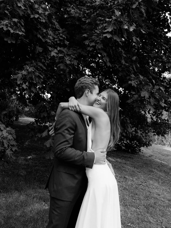 100 Deep & Thought-Provoking Questions to Ask Your Partner — photo 1
