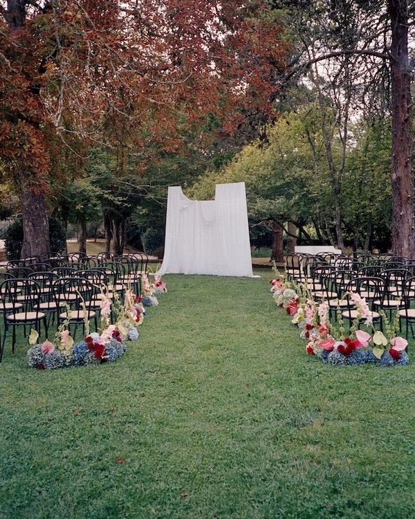 A Dreamy Château Wedding in France's Bordeaux Countryside