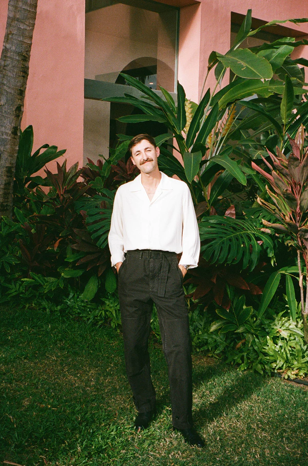 A Bold & Artfully Designed Wedding on the Lush Tropical Shores of Oahu, Hawaii