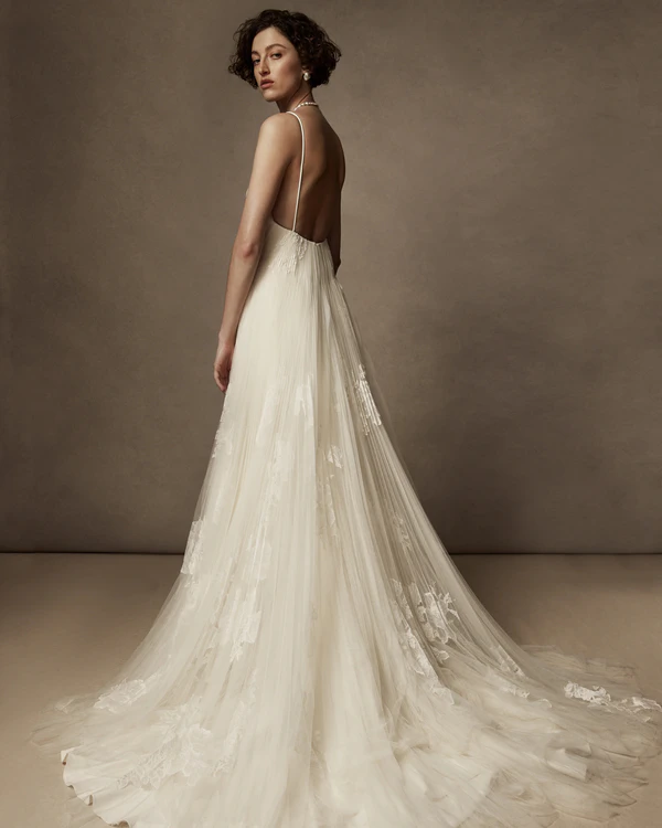 21 Maternity Dresses for Brides