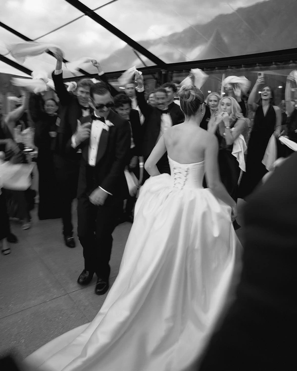 A High-End Wedding Amongst New Zealand's Cinematic Mountains