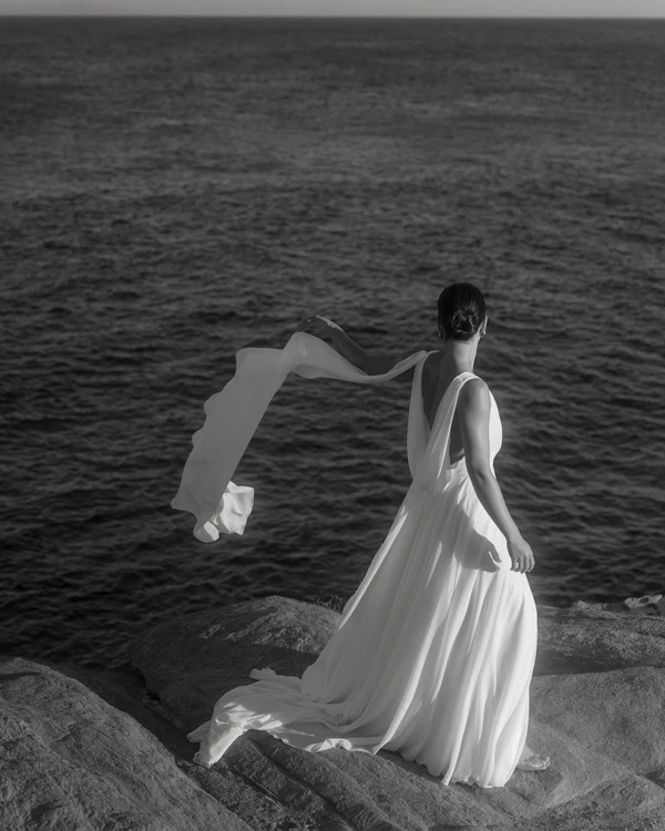 An Intimate Greek Island Wedding — photo 2