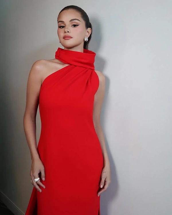 Selena Gomez & Benny Blanco to Wed This Weekend: Inside the Venue, Celebrity Guest List & Event Details — photo 1