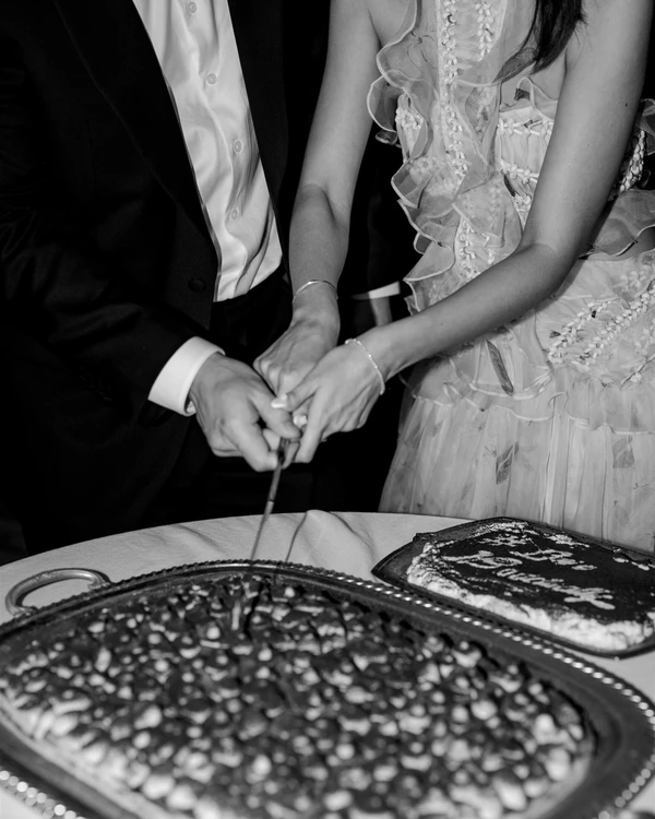 A Slim Aarons Inspired Wedding with Tropical Touches in the Byron Bay Hinterland