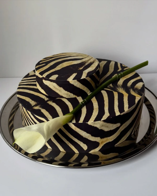 <a href="https://www.instagram.com/the_heartbaker/p/DWgQkhuDZmw/">The Heartbaker</a>