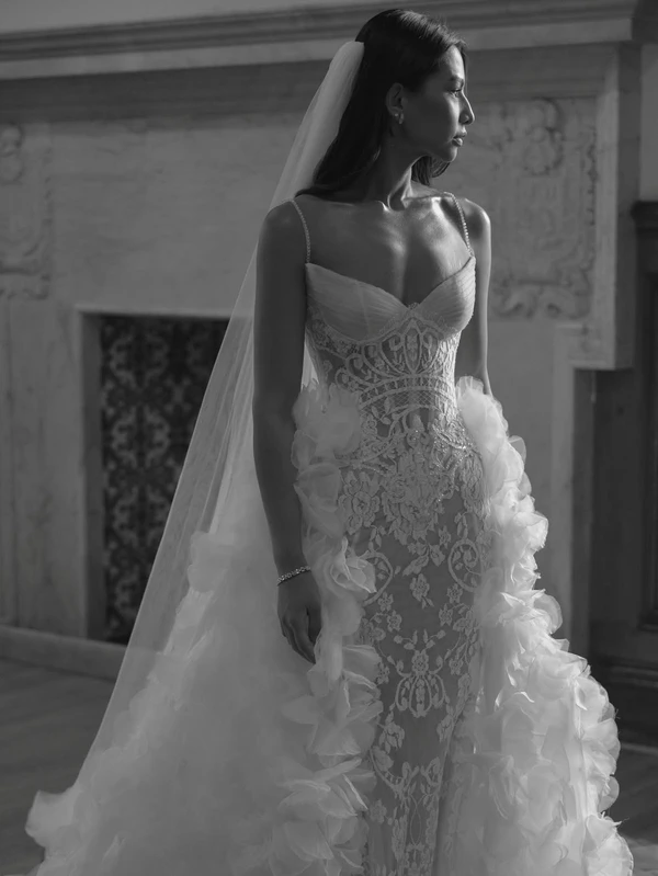<a href="https://www.instagram.com/galialahav/p/DZNakA-CN8X/">Galia Lahav</a>, Photography: <a href="https://www.instagram.com/catarinainaciophoto/">Catarino Inacio</a>