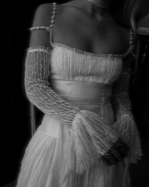 Best Wedding Dress Styles for Hourglass Body
