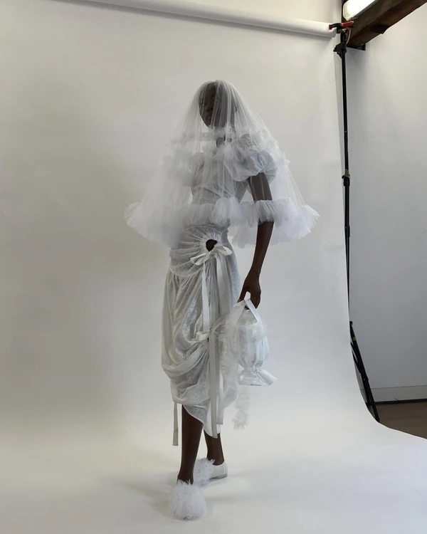15 of Our Favorite Veil Brands