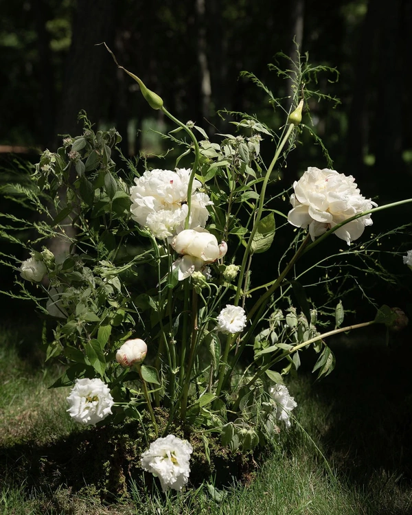 A Stylish Vintage Wedding on Long Island’s North Fork