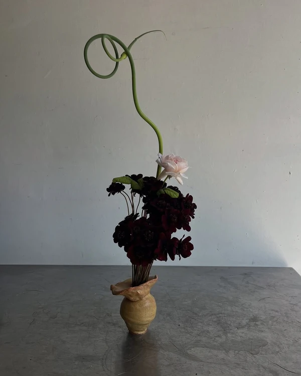 Trend: Twisted Floral Centerpieces
