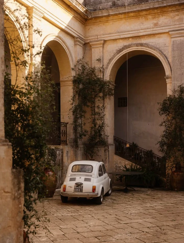 <a href="https://www.instagram.com/p/DOyGcntCNfw/?hl=en">Palazzo Daniele</a>