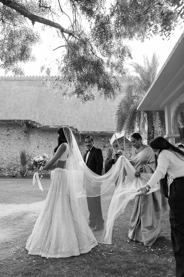 A Chic Indian Wedding at a Romantic 14th-Century Fort in Rajasthan