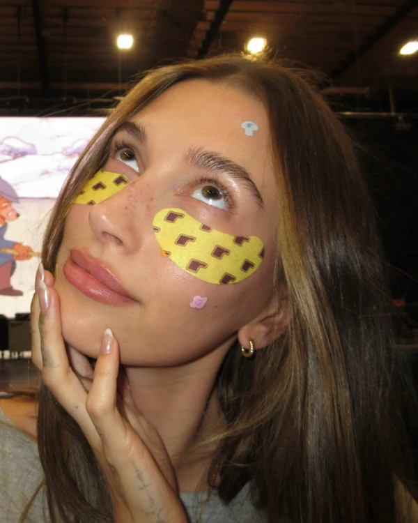 10 Best Skincare Products to Stay Glowing & Hydrated on Your Next Long-Haul Flight — photo 1