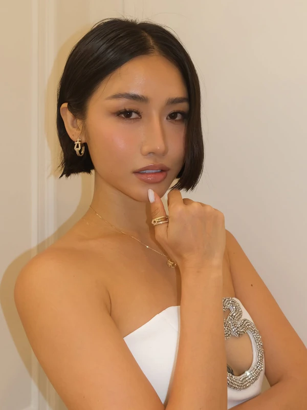 <a href="https://www.instagram.com/p/DWO1tohgVzM/?img_index=1"><span>Minju Jo</span></a>