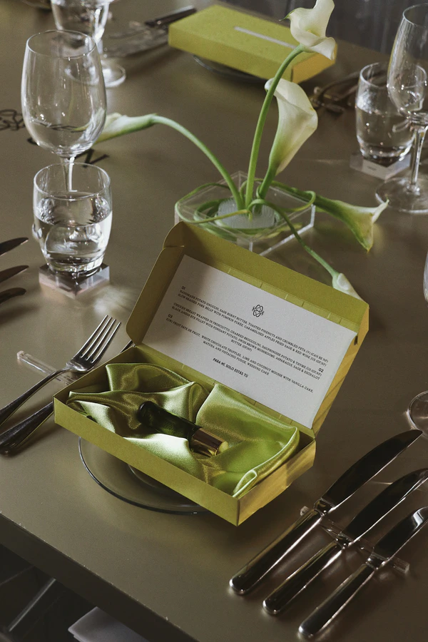 A Contemporary Chrome & Chartreuse Black-Tie Wedding Reimagines the Southern Highlands