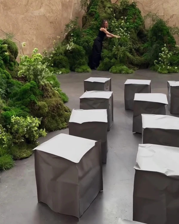 Trend: Cubist Stool Seating