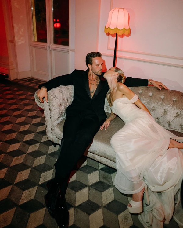 From Roman Garden Romance to a Red-Lit Nightclub at This Villa Aurelia Wedding