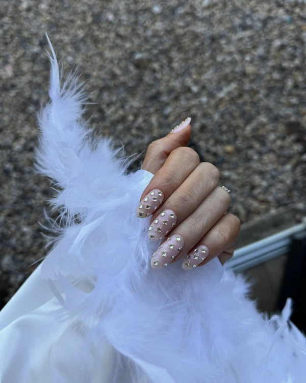 25 Show-Stopping Nail Design Ideas for New Year’s Eve 2025 — photo 1