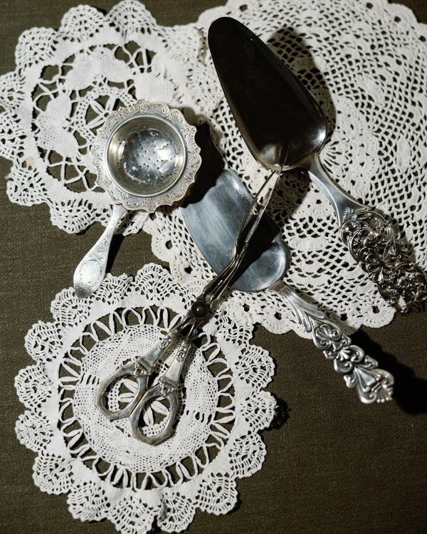 Vintage Elegance — photo 2