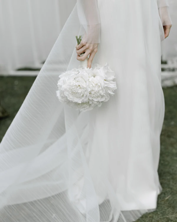 An Intimate Sustainable Wedding in China
