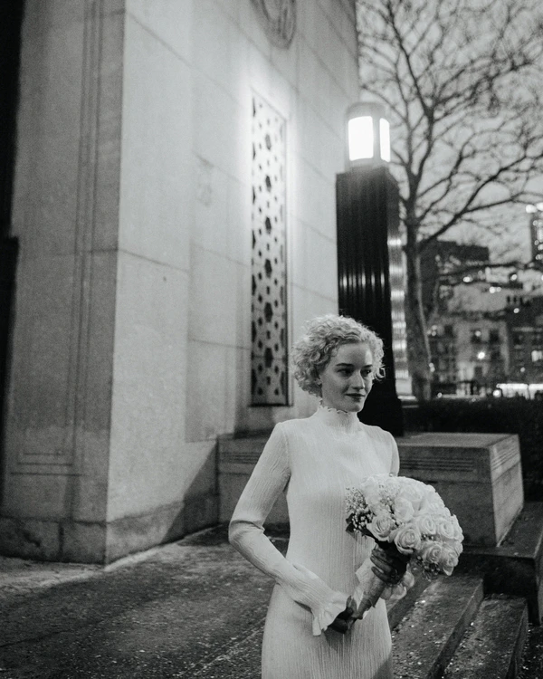 How "Inventing Anna" Star Got Married — photo 2