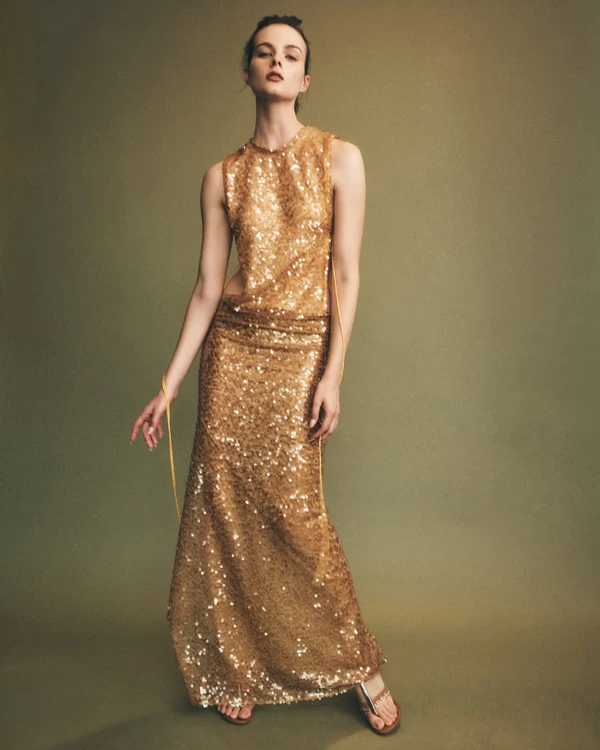 What Colors to Wear on New Year's Eve 2026? — photo 1